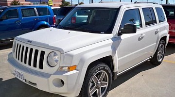 Picture of a Jeep Patriot Sport 4x4 2007