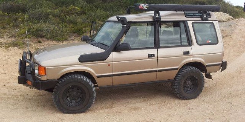 Land-rover Discovery Automatic 2005 Off-Road Photo