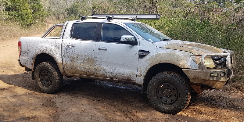 ford Ranger   Off-Road Photo